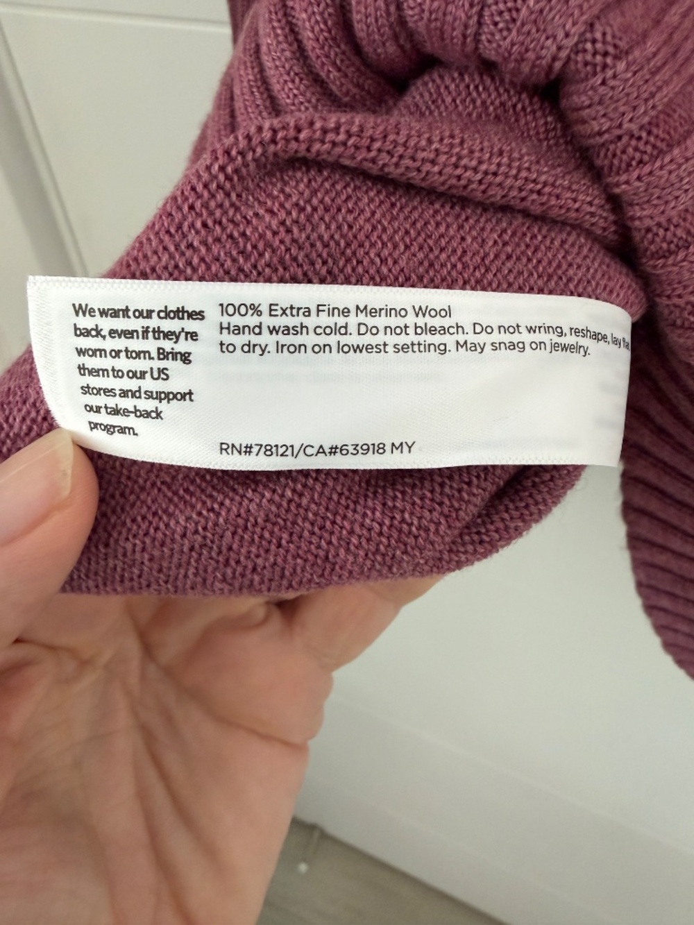 NWT Eileen Fisher 100% Extra Fine Merino Wool V-Neck Box Top Sweater Mauve M - Picture 5 of 5